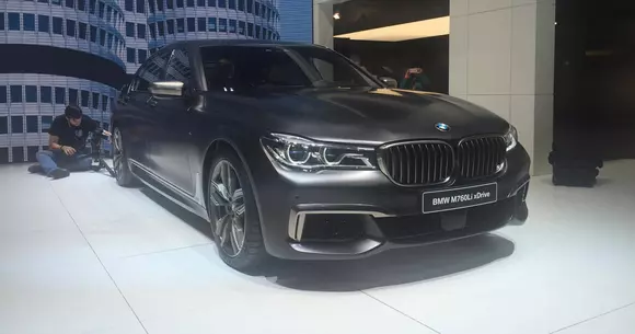 2016 Geneva Live - Standul BMW