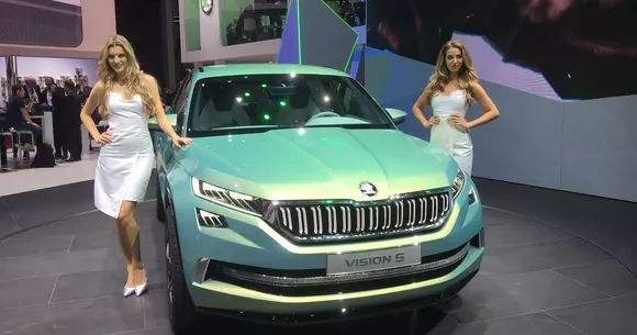 2016 Geneva Live - Fetele salonului elvețian