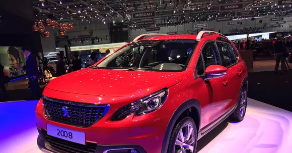 2016 Geneva Live - Peugeot 2008 facelift