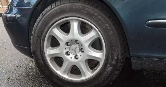 Pregătește mașina de primăvară. Iată cinci lucruri pe care trebuie să le faci!