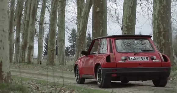Povestea unui Renault 5 Turbo 2 și a proprietarului său (Video)