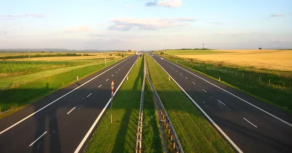 (P) Economisește timp și bani cumpărând rovinieta online pe e-rovinieta.ro