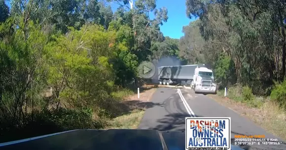 Au scăpat la mustață de un accident grav