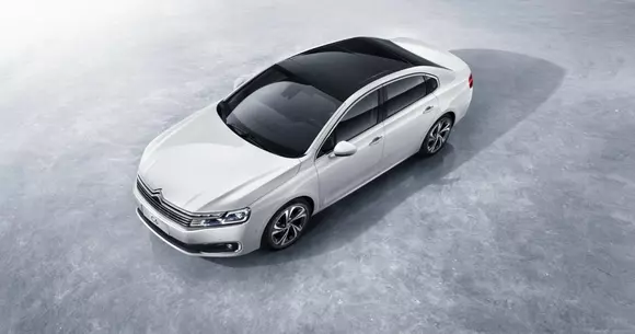 Citroen C6 și E-Elysee au ajuns la Beijing