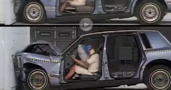 Cum arată un accident cu și fără centură de siguranță