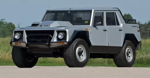 Povestea lui "Rambo Lambo", cel mai "ciudat" Lamborghini