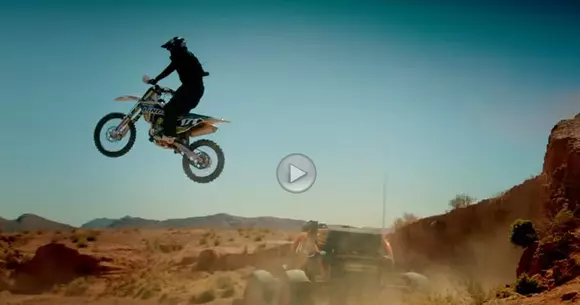 Matt LeBlanc ne arată cum trebuie să testezi un Ariel Nomad