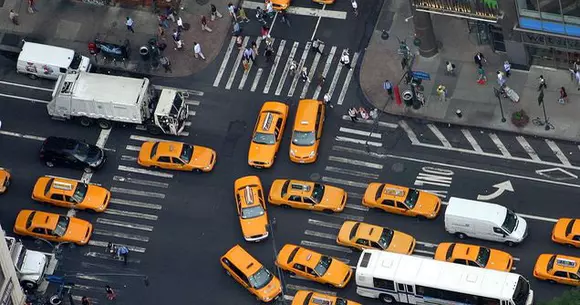 De ce în New York este interzis claxonatul?