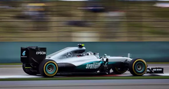 Formula 1 - Nico Rosberg câștigă Marele Premiu al Chinei