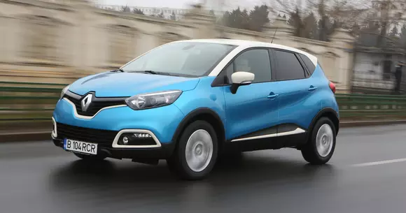 România: Renault face un recall de 5.000 de unități Clio și Captur