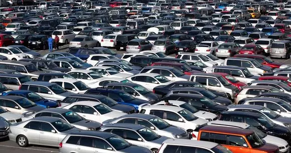 Cumpărăm vechituri: Vârsta medie a parcului auto național este de 12,9 ani, iar ponderea vehiculelor mai noi de 2 ani a scăzut la 4%