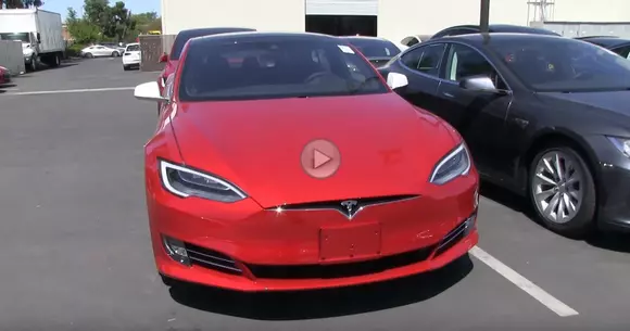 Primul clip video cu Tesla Model S facelift