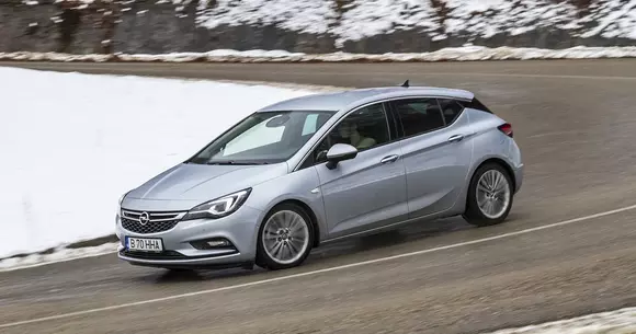Opel Astra 1.6 CDTi - Provocarea segmentului