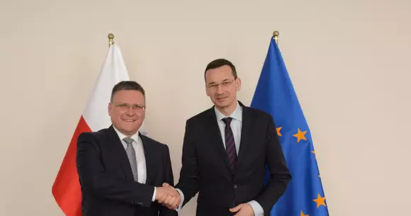 Daimler investește jumătate de miliard de euro într-o fabrică de motoare din Polonia