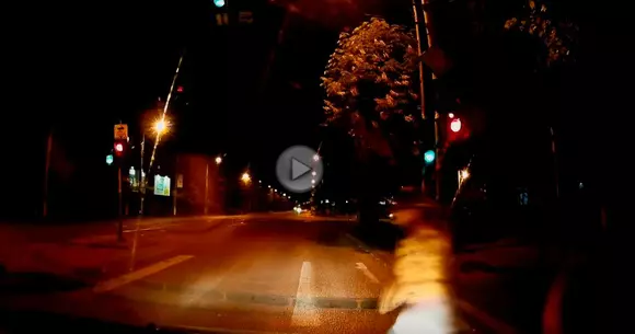 Iată de ce trebuie să-i oferi copilului educație rutieră. Accident pe trecerea de pietoni