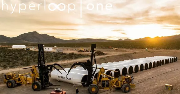 Hyperloop - Primul test cu "trenul" capabil să ajungă de la Viena la Bratislava în 8 minute a fost un succes