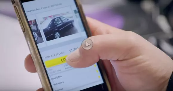 Matt LeBlanc găsește un Tinder al mașinilor