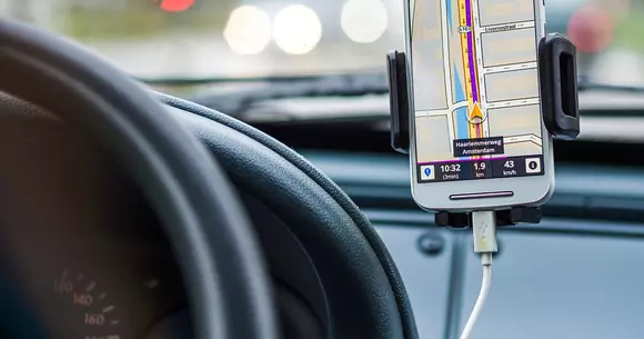 O femeie din Ontario a urmat traseul indicat de GPS până a ajuns în lac