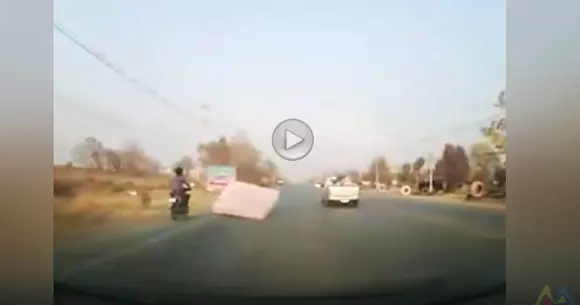 L-a lovit norocul. Sau mai bine zis, salteaua