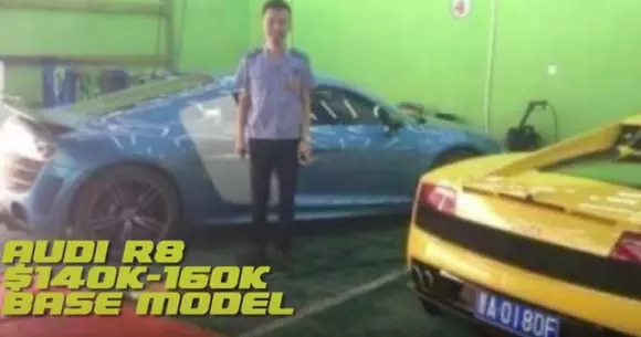 Nu, nu e banc! Un șofer de autobuz din China are în garajul personal un Lamborghini Gallardo și un Audi R8