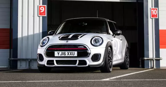 MINI John Cooper Works Challenge - Ediție limitată dedicată fanaticilor