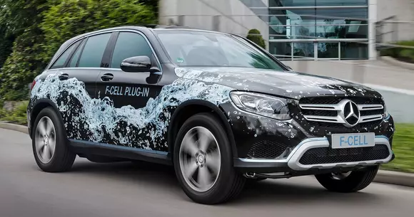 Mercedes-Benz GLC F-Cell - Modelul de serie o să aibă și un sistem plug-in