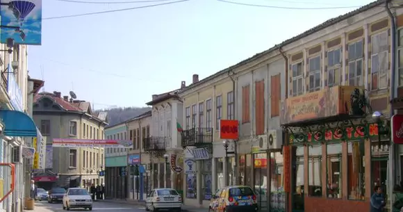 Ai grijă unde parchezi în Bulgaria! Cât costă dacă îți ridică mașina vecinii de la sud de Dunăre?