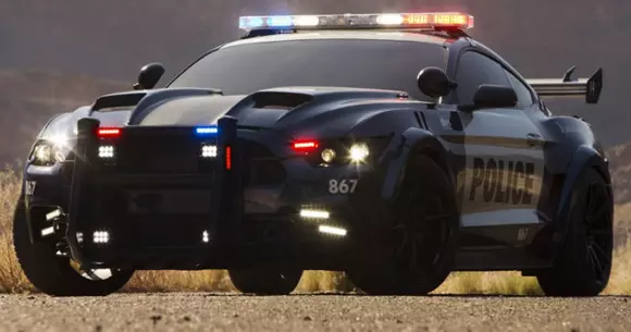 Transformers 5 - Ford Mustang și Chevrolet Camaro, doi dintre roboții aleși de Michael Bay