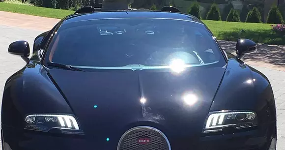 Mașină de campion: Ronaldo și-a cumpărat un Bugatti Veyron Grand Sport Vitesse