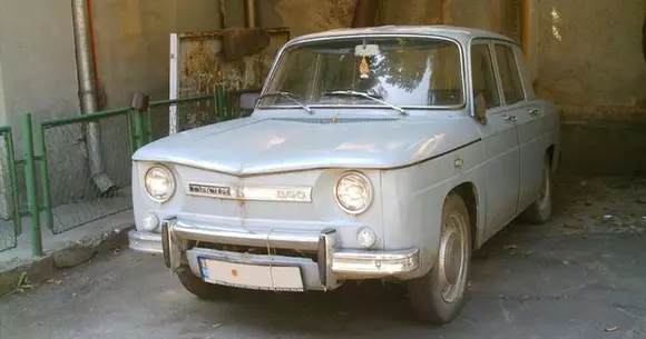 5 lucruri pe care le poți vedea în muzeul mașinilor istorice Dacia de la Satu Mare