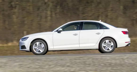 Audi A4 2.0 TDI s tronic - Tur de forță