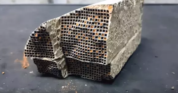 Cum arată un filtru de particule (DPF) înfundat