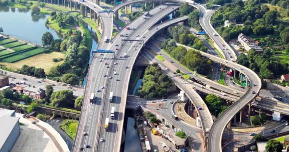 Este acesta cel mai complicat nod rutier din Europa? Faci față aici fără GPS?