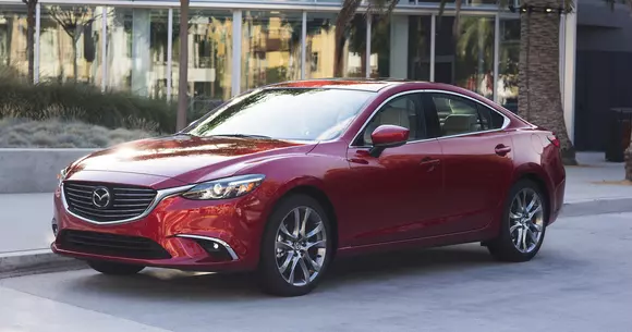 Pentru modelul anului 2017, Mazda6 primește o serie de îmbunătățiri
