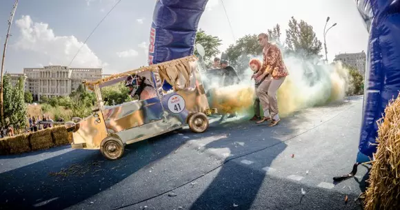 Red Bull Soapbox ajunge la Cluj-Napoca