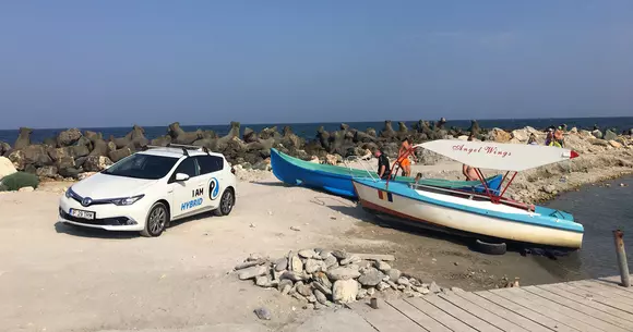 Aventura Toyota: Auris oferă cel mai ieftin drum spre mare