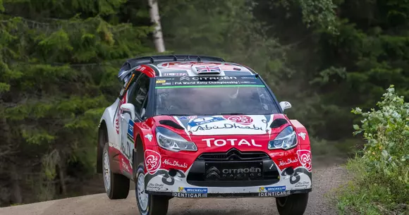 Kris Meeke se impune în Raliul Finalandei, iar Simone Tempestini încheie pe locul secund în Jurnior WRC