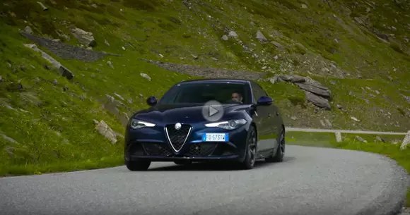 Chris Harris testează noua Alfa Romeo Giulia Quadrifoglio