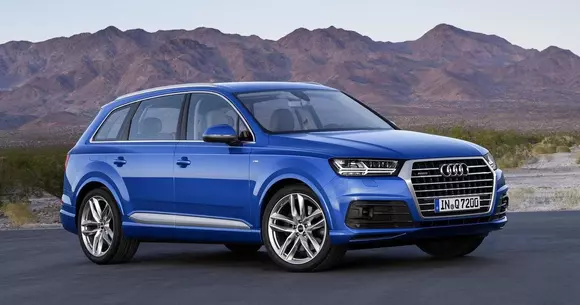 Audi recheamă în service 14.500 de exemplare Q7 pentru o problemă la airbag-uri