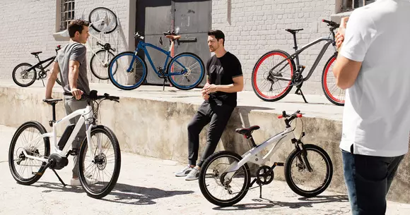 BMW a vândut de 11 ori mai multe biciclete în România în prima jumătate a anului