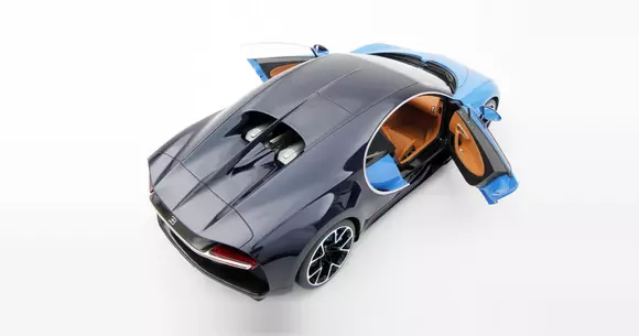 Macheta lui Bugatti Chiron costă o mică avere