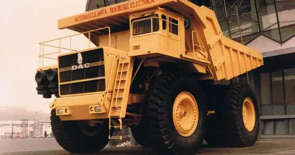 Povestea camioanelor lui Ceaușescu, exportate în Australia în perioada comunistă