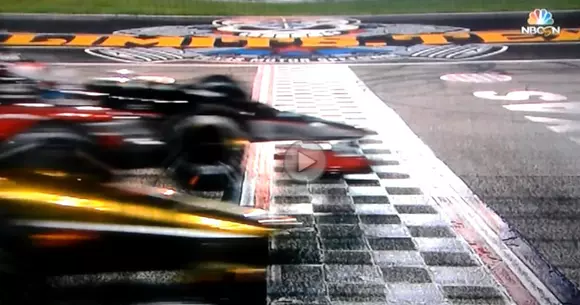 Ăsta finiș la fotografie. Cei doi au fost despărțiți de doar 8 milisecunde