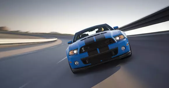 Mustang Shelby GT500 promite 740 CP