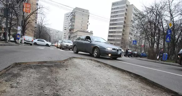 CNAIR va contesta amenda primită pentru gropile de pe centura București