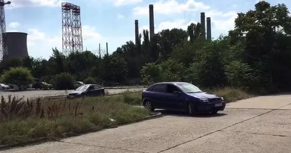 Vrei să înveți să conduci în poligon? Cât costă o oră în Poligonul Ilioara din București și vezi dacă ai voie să șofezi fără permis