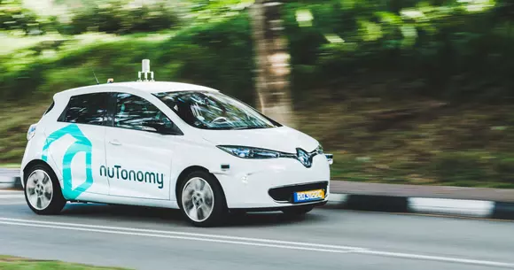 Adio făcut cu mâna! În Singapore au fost introduse taxiurile autonome