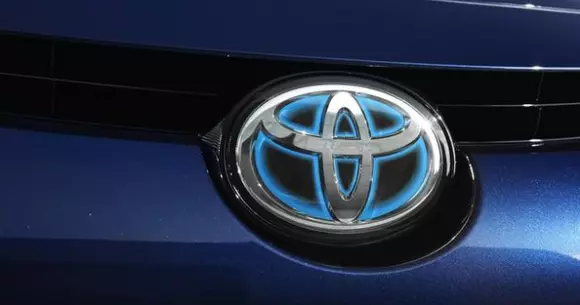 România: 1.400 de mașini Toyota și Lexus sunt rechemate în service