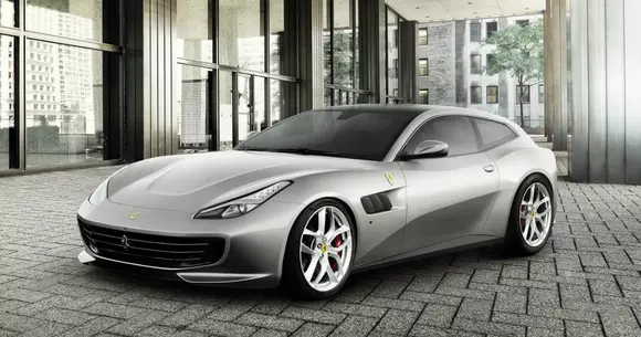 Ferrari GTC4 Lusso primește un motor V8