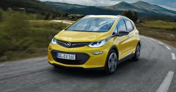 Opel Ampera-e - Autonomie de peste 400 de kilometri și 5,2 secunde pentru 0 - 50 km/h - Update